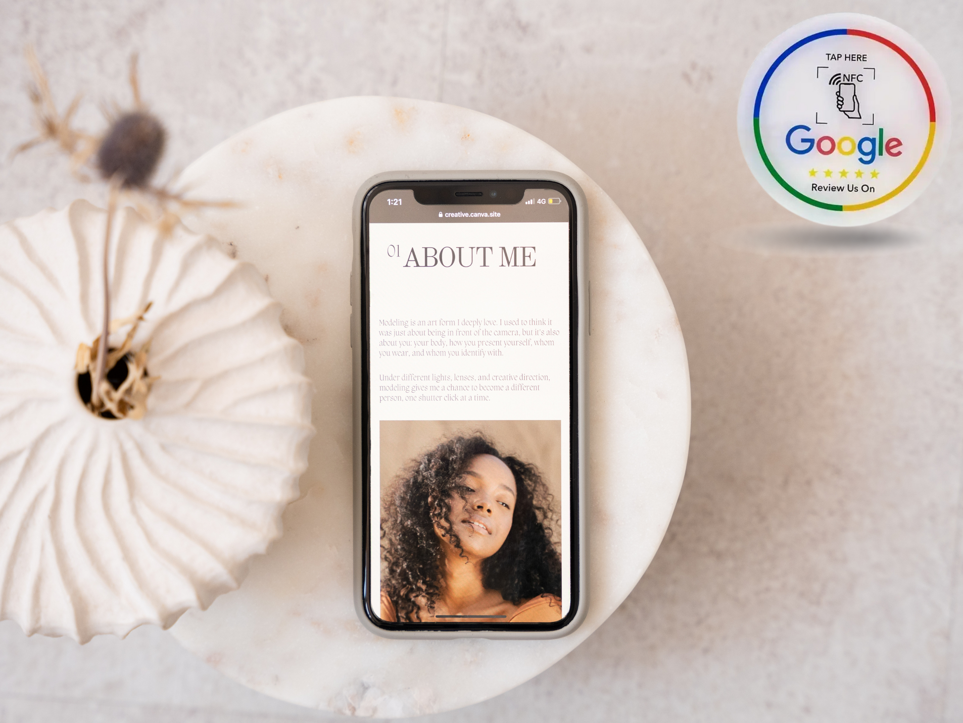 Google Review NFC-badge – Zelfklevend, 2‑pack Ø10 cm Mat Wit (1+1 Gratis)