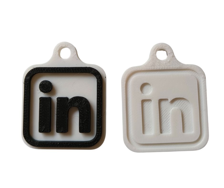 LinkedIn NFC-sleutelhanger – 3D keytag naar jouw LinkedIn profiel