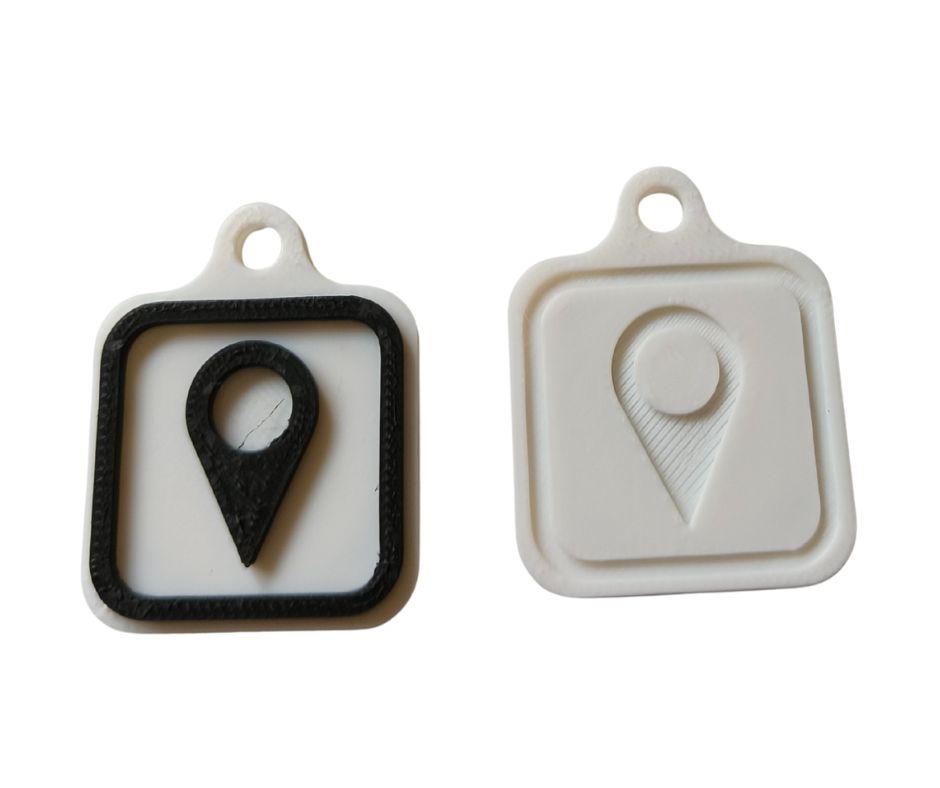 Route NFC-sleutelhanger met locatie-pin icoon – 3D sleutelhanger naar jouw adres of route